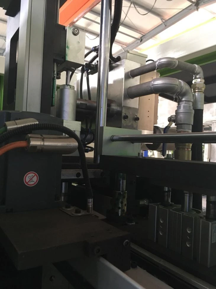 Fully Electric Stretch Blow Molding Machine